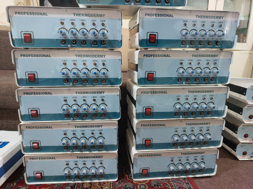 دستگاه لاغری ترمودرمی پایه دار و رومیزی با تشک های شکم،ران،بازو